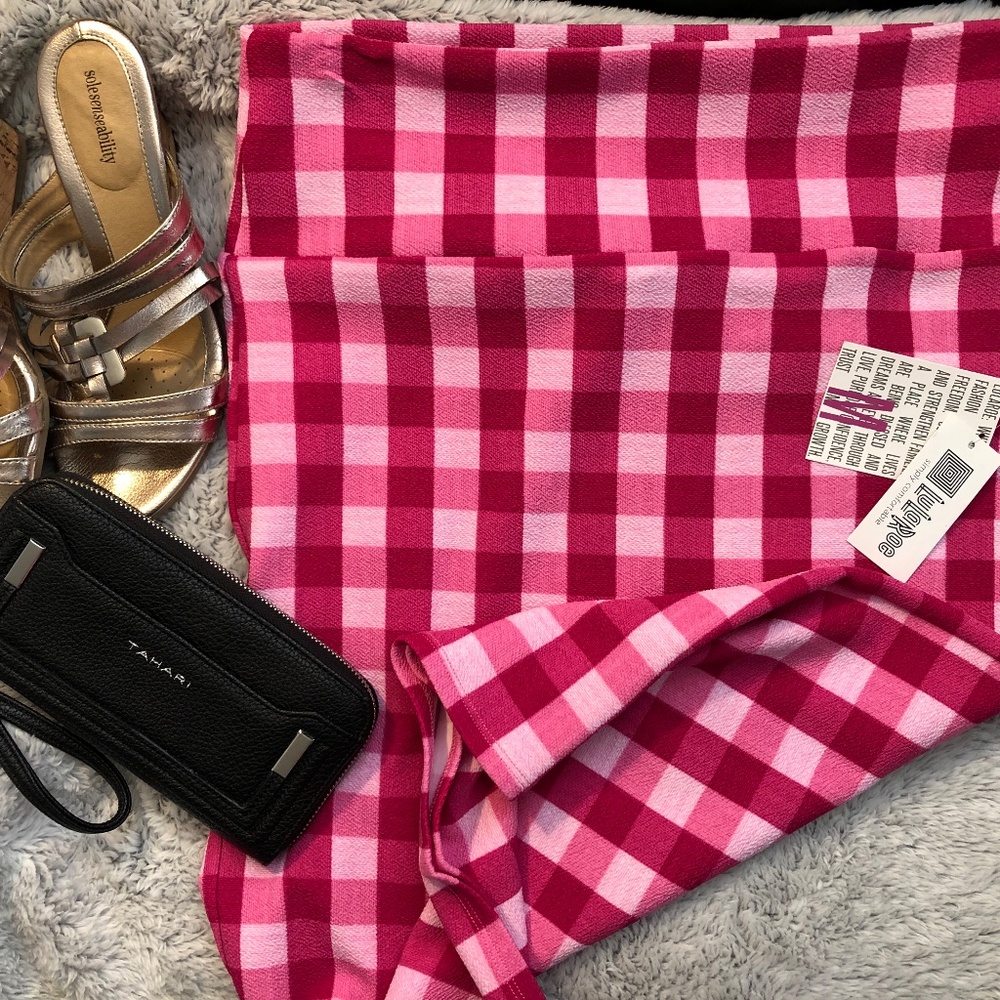 LuLaRoe Cassie pink plaid skirt